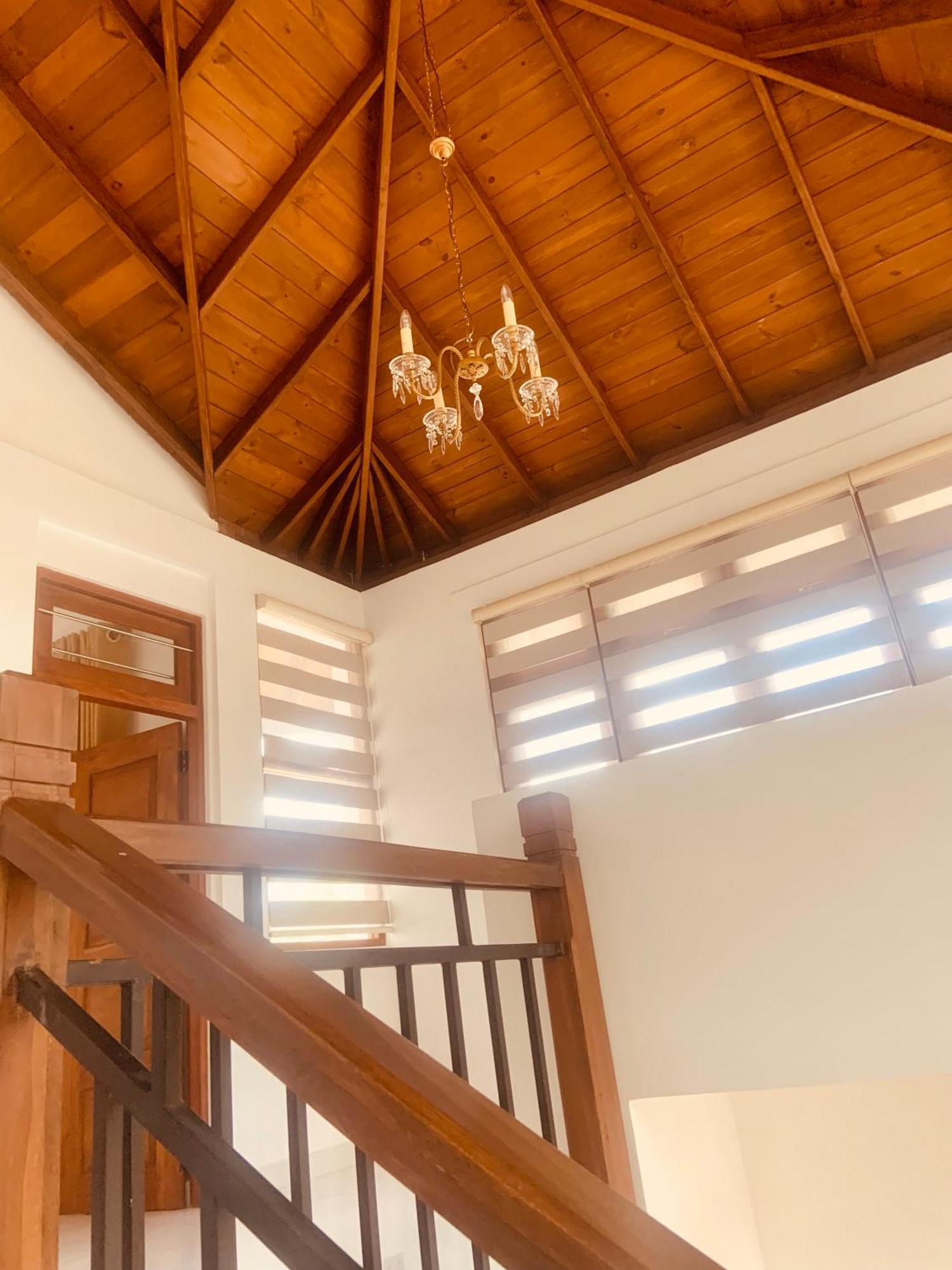 Golden King Residence - Free Pickup From Kandy Railway Station Bagian luar foto
