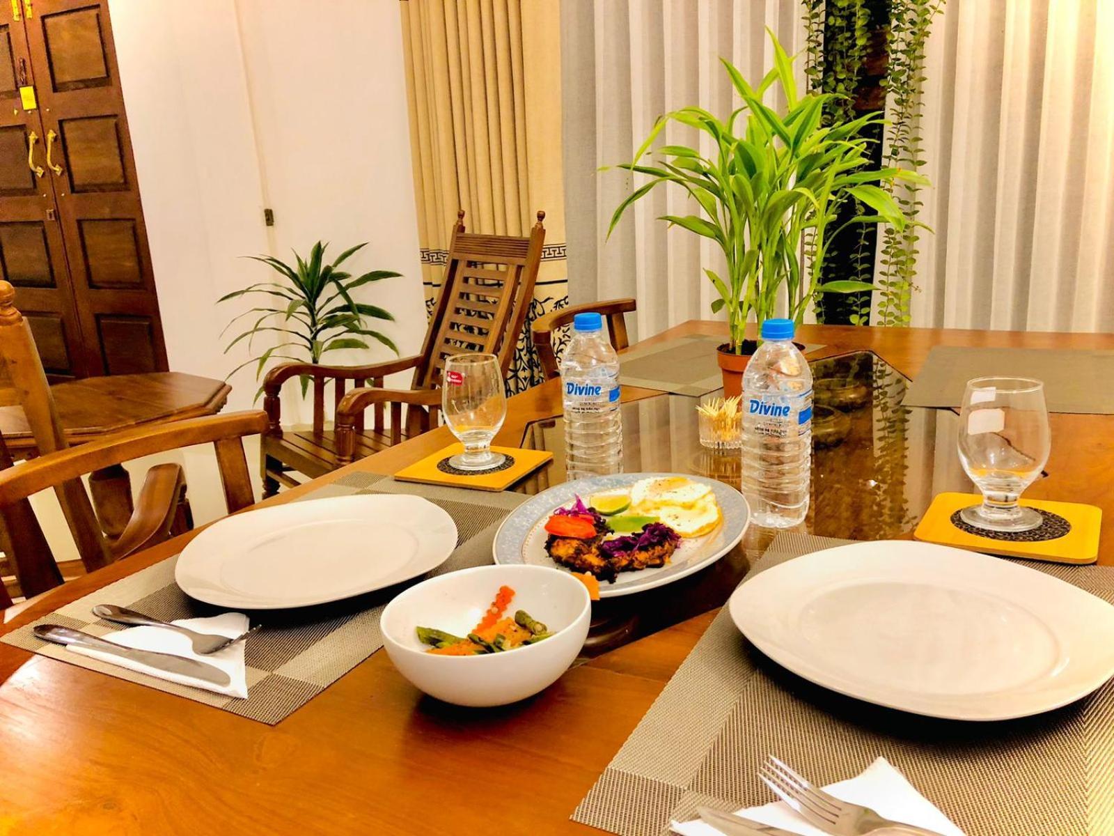 Golden King Residence - Free Pickup From Kandy Railway Station Bagian luar foto