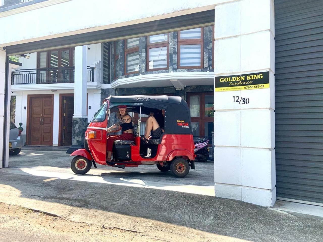 Golden King Residence - Free Pickup From Kandy Railway Station Bagian luar foto